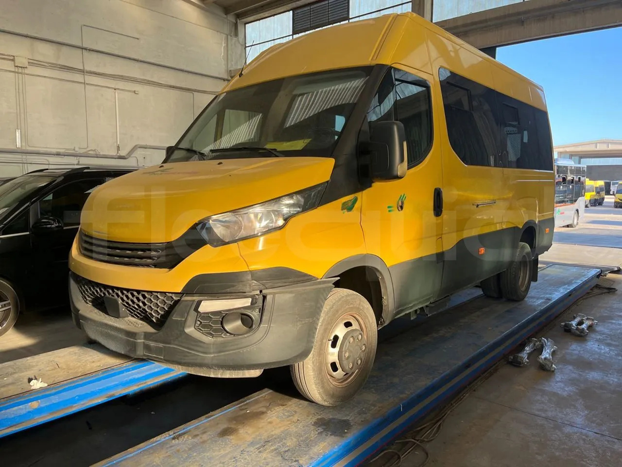Iveco Daily - حافلة مدرسية: صورة 4 Iveco Daily - حافلة مدرسية: صورة 4