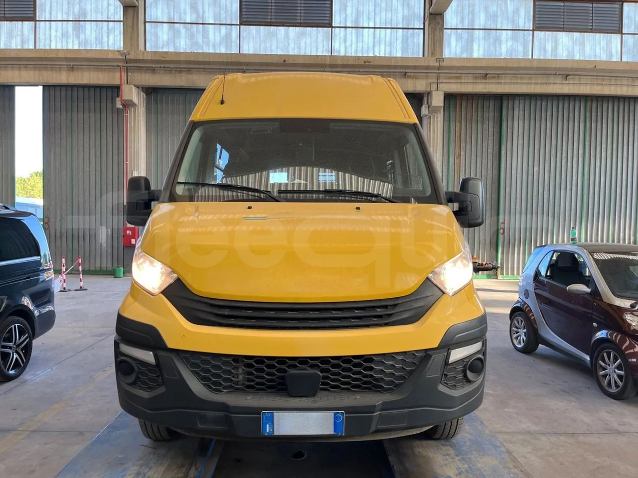 Iveco Daily - حافلة مدرسية: صورة 2 Iveco Daily - حافلة مدرسية: صورة 2
