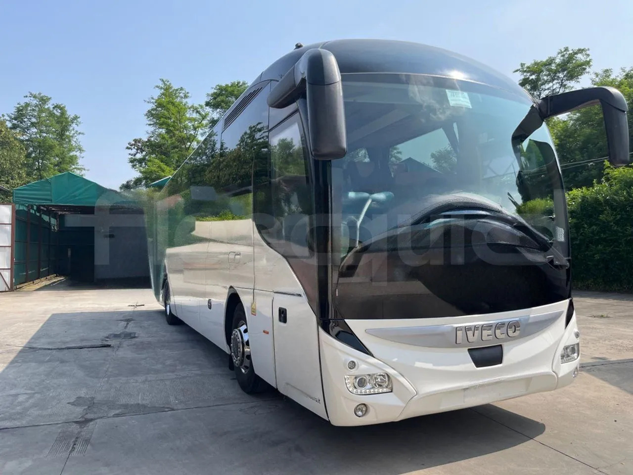 Iveco Magelys - مركبة كوتش: صورة 1 Iveco Magelys - مركبة كوتش: صورة 1
