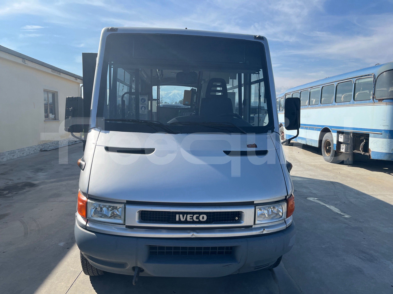Iveco Sitcar - حافلة سوبربان: صورة 2 Iveco Sitcar - حافلة سوبربان: صورة 2