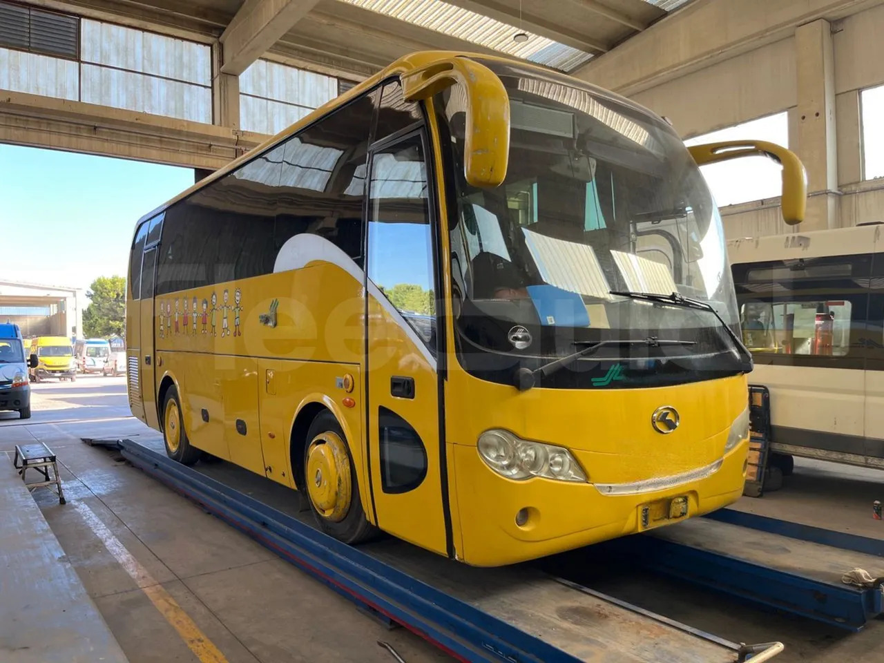 King Long XMQ6800 - مركبة كوتش: صورة 1 King Long XMQ6800 - مركبة كوتش: صورة 1