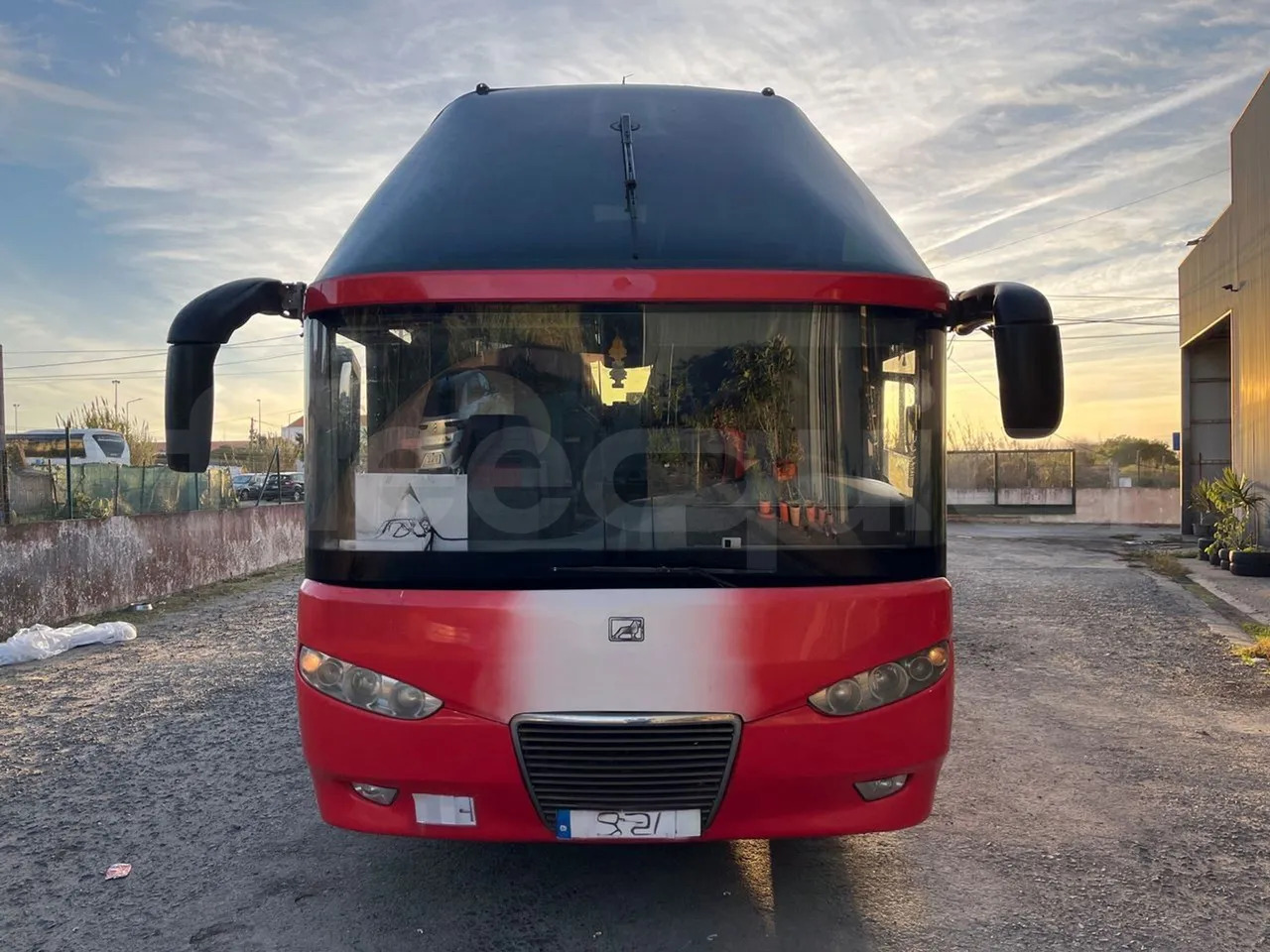 Man 18.410 HOCL - مركبة كوتش: صورة 2 Man 18.410 HOCL - مركبة كوتش: صورة 2