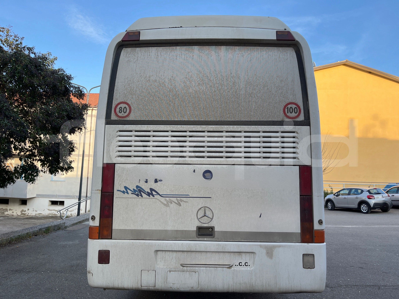 Mercedes-Benz 0 350 - مركبة كوتش: صورة 5 Mercedes-Benz 0 350 - مركبة كوتش: صورة 5