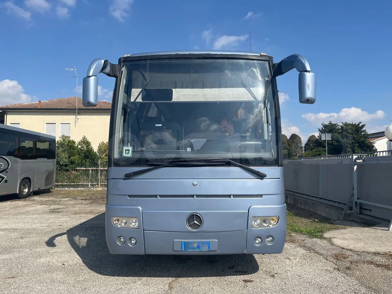 Mercedes-Benz 0 350 - مركبة كوتش: صورة 2 Mercedes-Benz 0 350 - مركبة كوتش: صورة 2