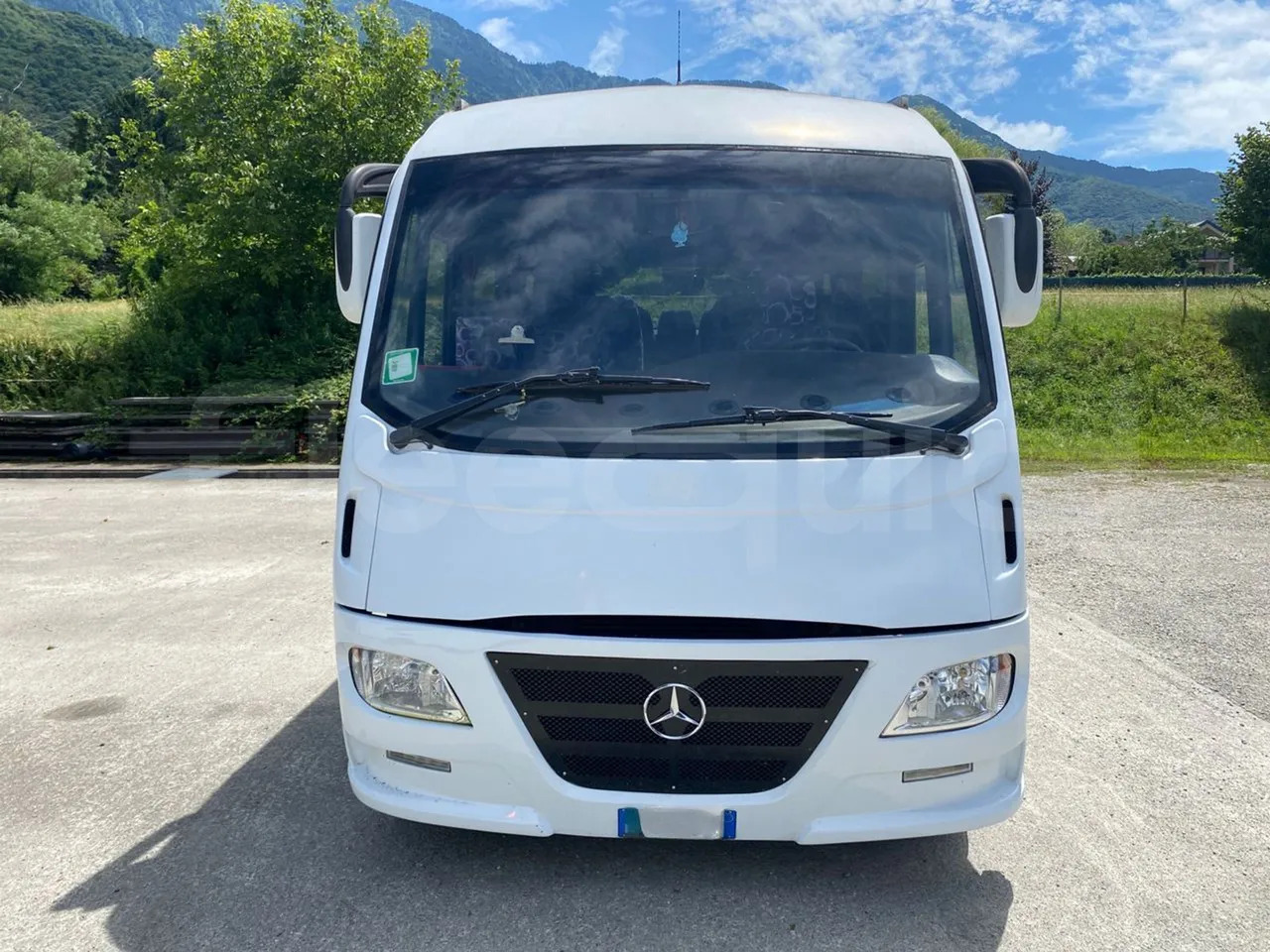 Mercedes-Benz Beluga - مركبة كوتش: صورة 2 Mercedes-Benz Beluga - مركبة كوتش: صورة 2