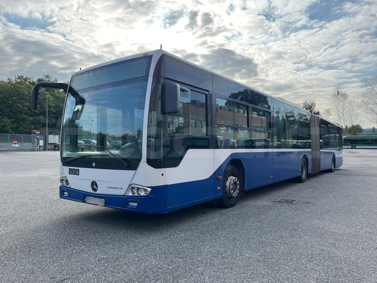Mercedes-Benz Conecto - حافلة المدينة: صورة 4 Mercedes-Benz Conecto - حافلة المدينة: صورة 4