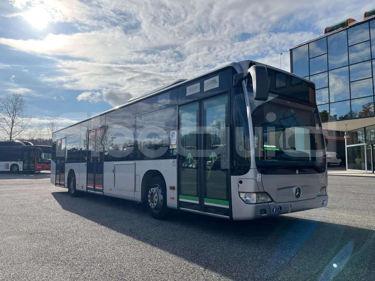 Mercedes-Benz O 530 - حافلة المدينة: صورة 1 Mercedes-Benz O 530 - حافلة المدينة: صورة 1