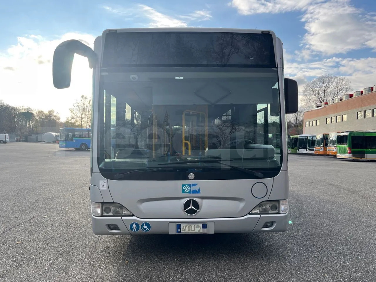 Mercedes-Benz O 530 - حافلة المدينة: صورة 2 Mercedes-Benz O 530 - حافلة المدينة: صورة 2