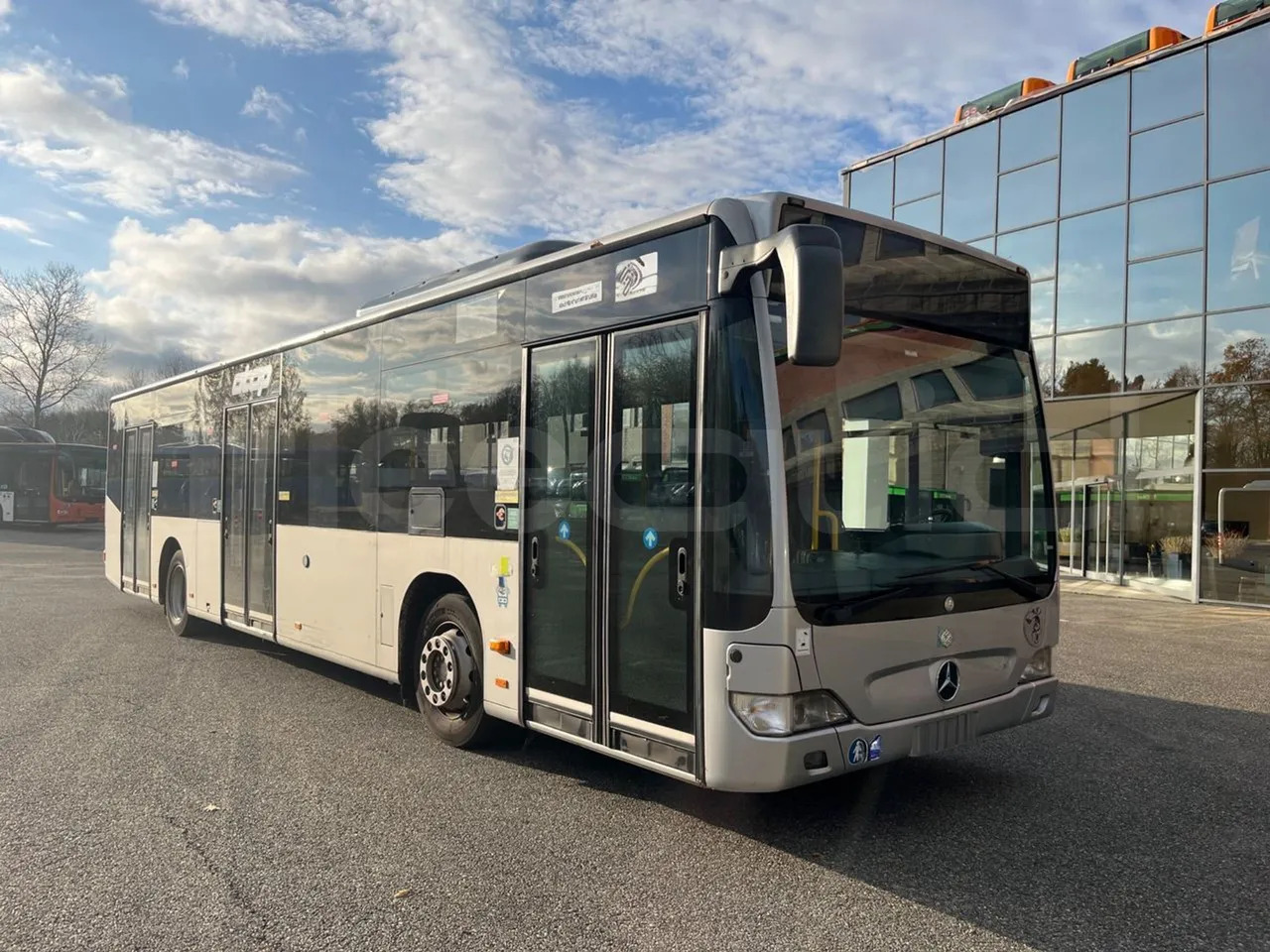 Mercedes-Benz O 530 - حافلة المدينة: صورة 1 Mercedes-Benz O 530 - حافلة المدينة: صورة 1