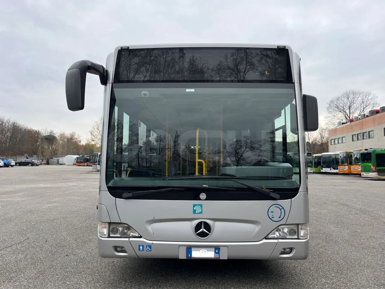 Mercedes-Benz O 530 - حافلة المدينة: صورة 2 Mercedes-Benz O 530 - حافلة المدينة: صورة 2