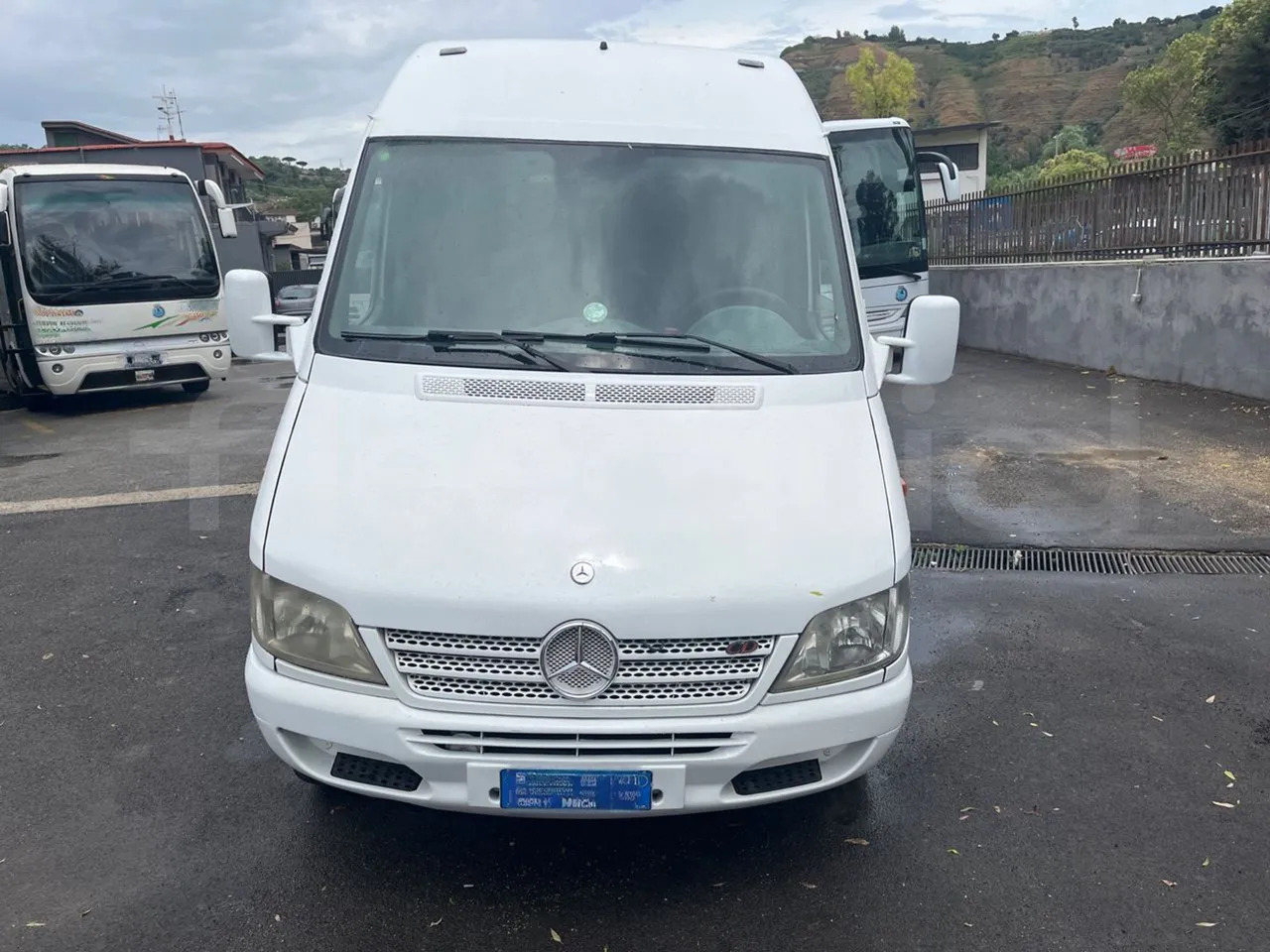 Mercedes-Benz Sprinter - حافلة صغيرة, ميكروباص: صورة 2 Mercedes-Benz Sprinter - حافلة صغيرة, ميكروباص: صورة 2
