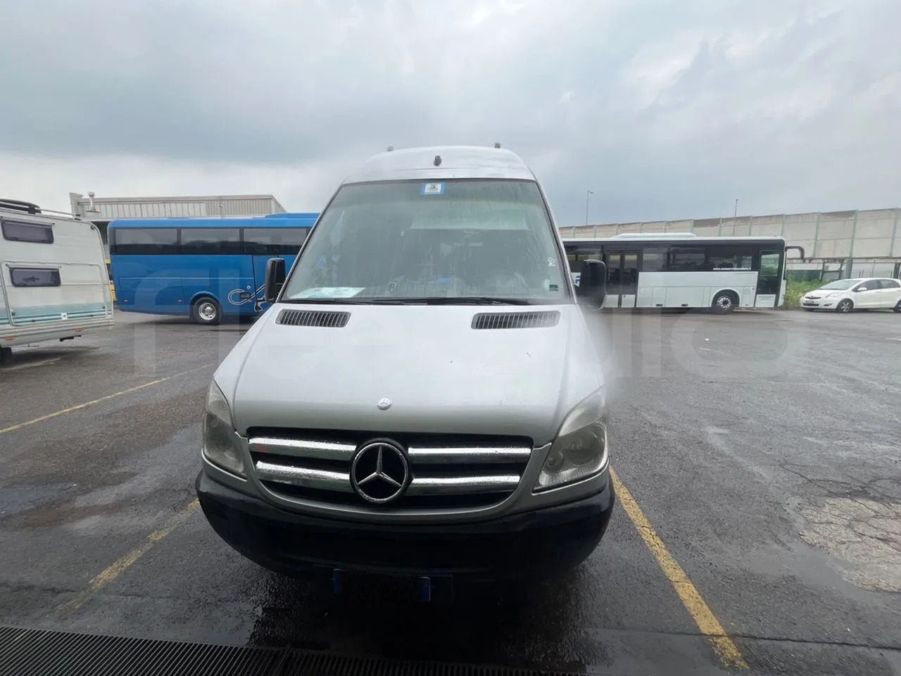 Mercedes-Benz Sprinter - حافلة صغيرة, ميكروباص: صورة 2 Mercedes-Benz Sprinter - حافلة صغيرة, ميكروباص: صورة 2