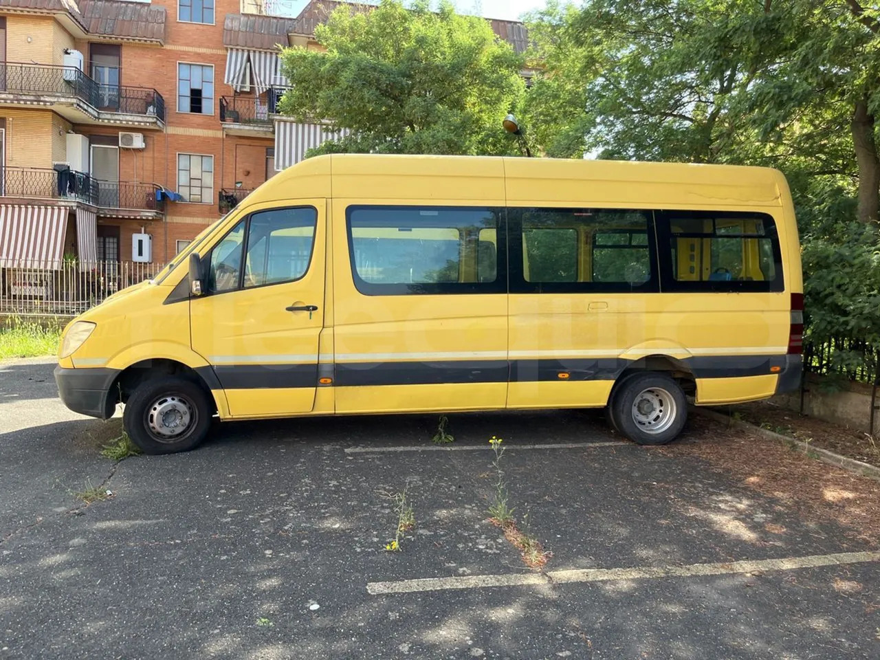 Mercedes-Benz Sprinter - حافلة مدرسية: صورة 5 Mercedes-Benz Sprinter - حافلة مدرسية: صورة 5