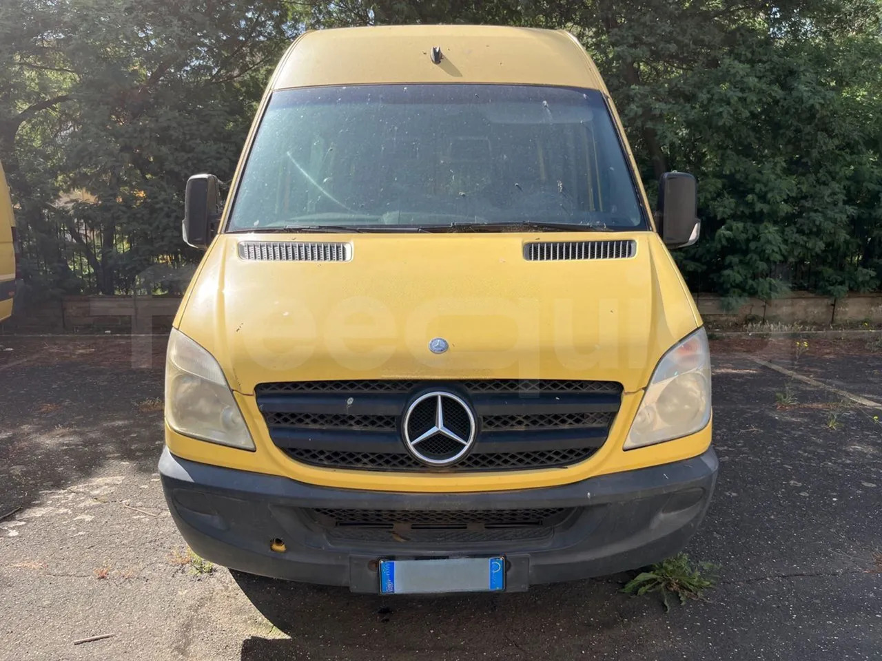 Mercedes-Benz Sprinter - حافلة مدرسية: صورة 2 Mercedes-Benz Sprinter - حافلة مدرسية: صورة 2