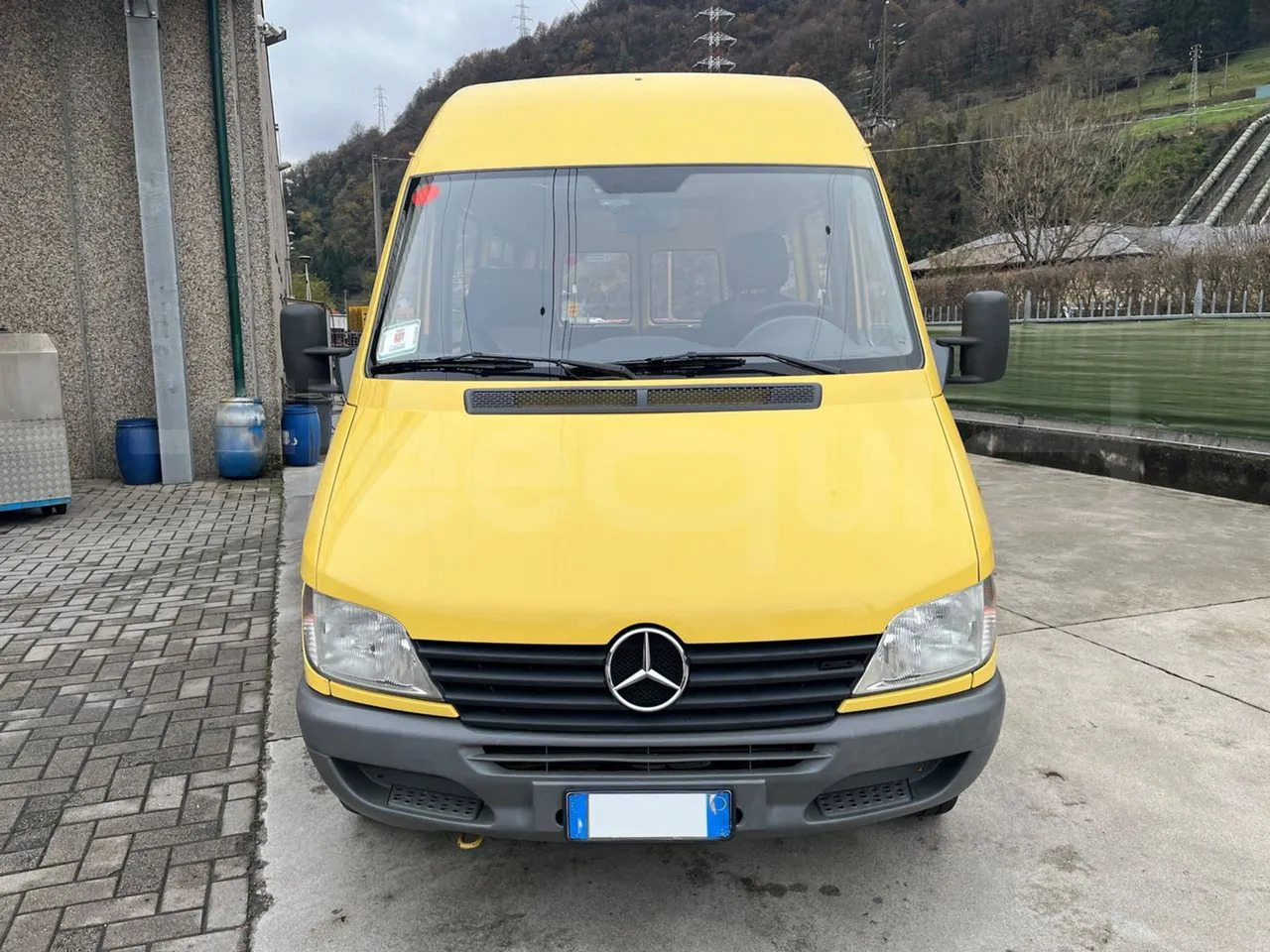 Mercedes-Benz Sprinter - حافلة صغيرة, ميكروباص: صورة 2 Mercedes-Benz Sprinter - حافلة صغيرة, ميكروباص: صورة 2