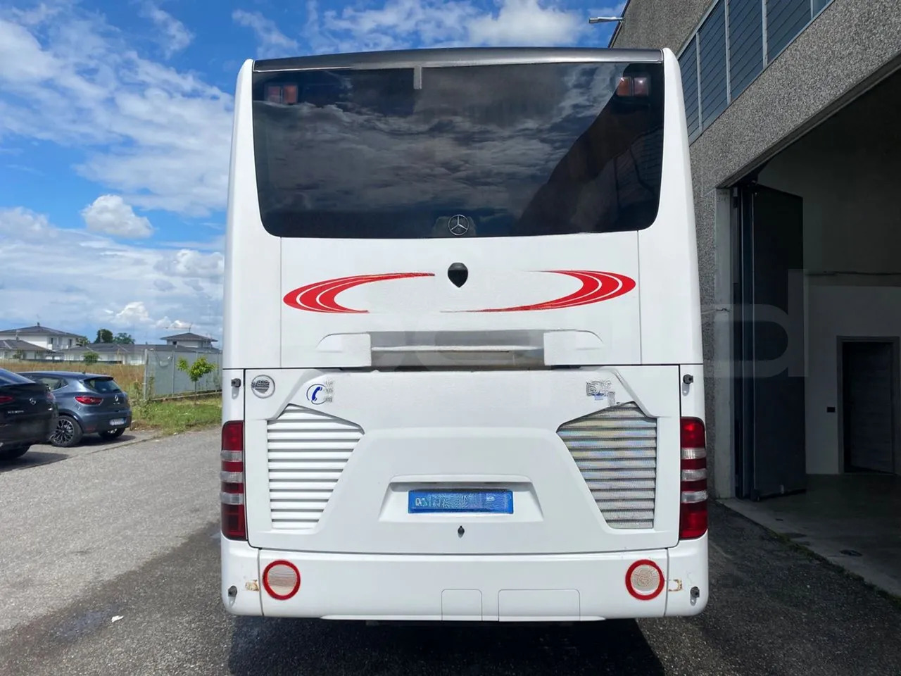 Mercedes-Benz Tourismo - مركبة كوتش: صورة 5 Mercedes-Benz Tourismo - مركبة كوتش: صورة 5