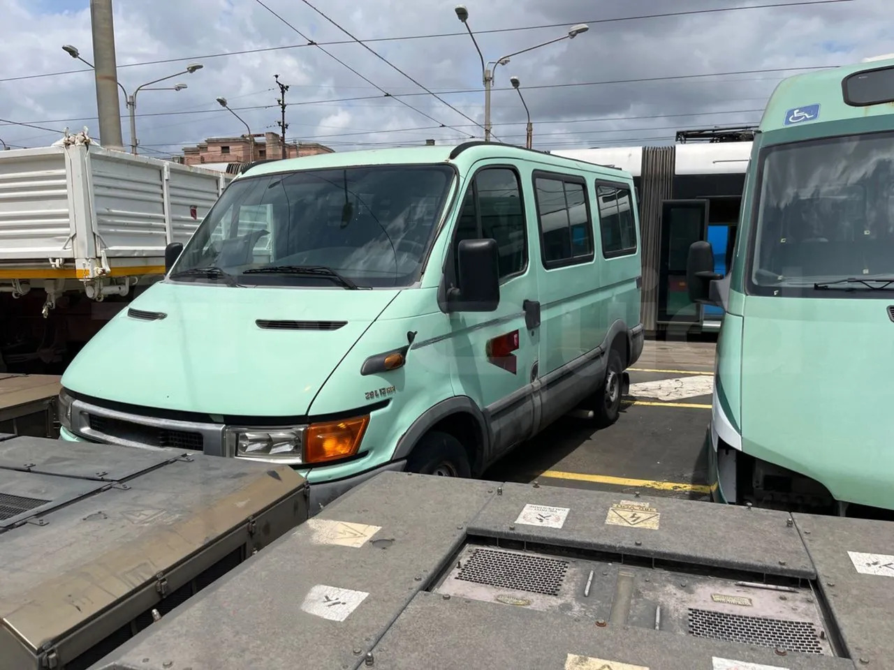 N.2Iveco Daily - حافلة صغيرة, ميكروباص: صورة 3 N.2Iveco Daily - حافلة صغيرة, ميكروباص: صورة 3