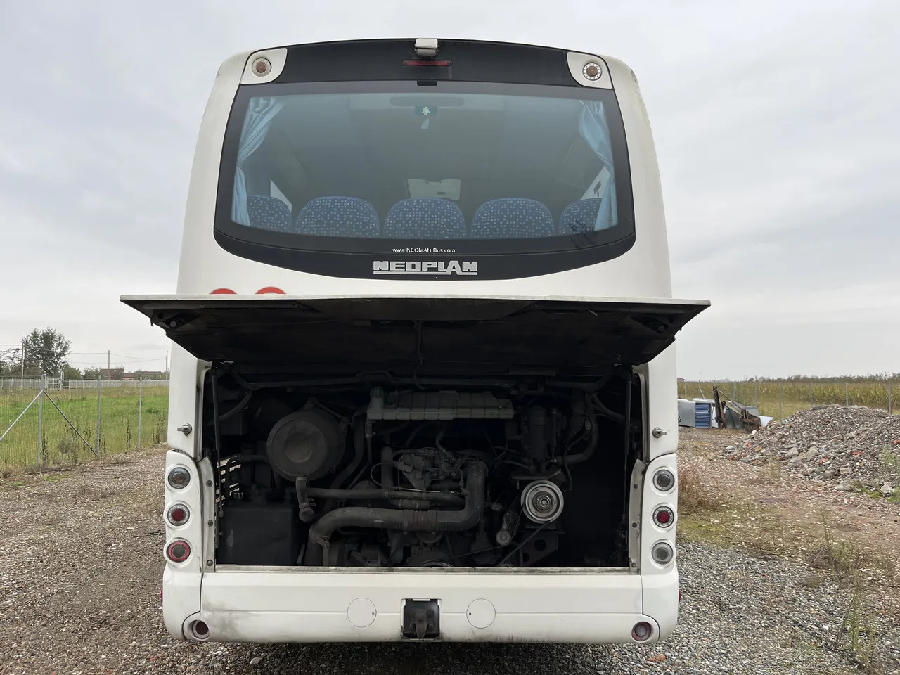 مركبة كوتش Neoplan P22: صورة 16