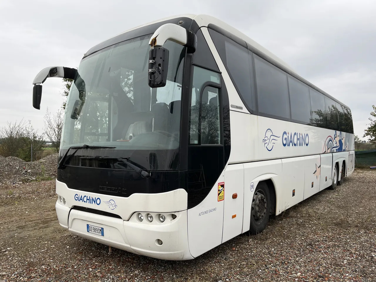 Neoplan P22 - مركبة كوتش: صورة 4 Neoplan P22 - مركبة كوتش: صورة 4