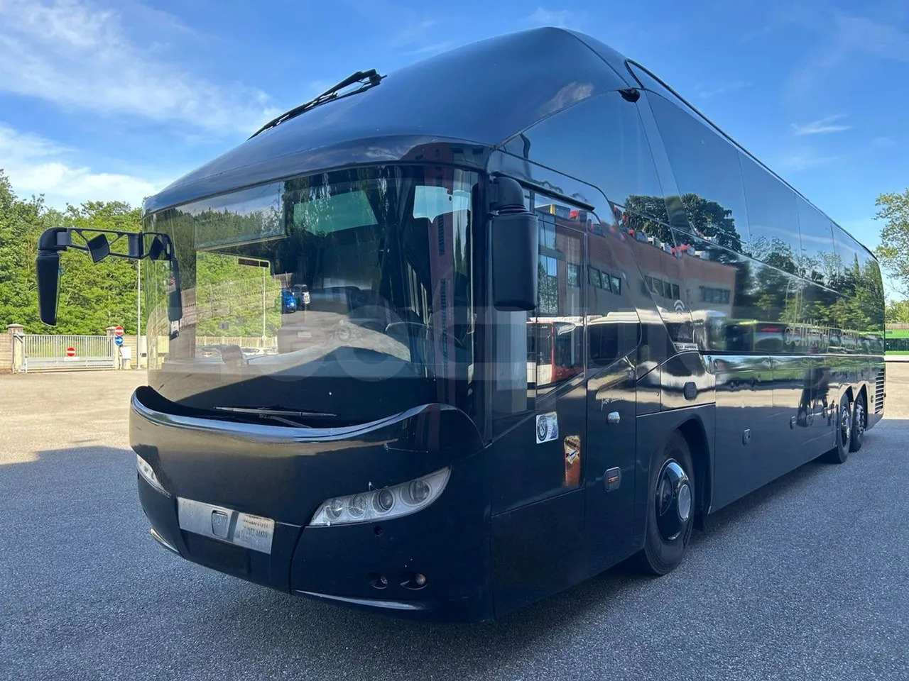 Neoplan Starliner - مركبة كوتش: صورة 4 Neoplan Starliner - مركبة كوتش: صورة 4