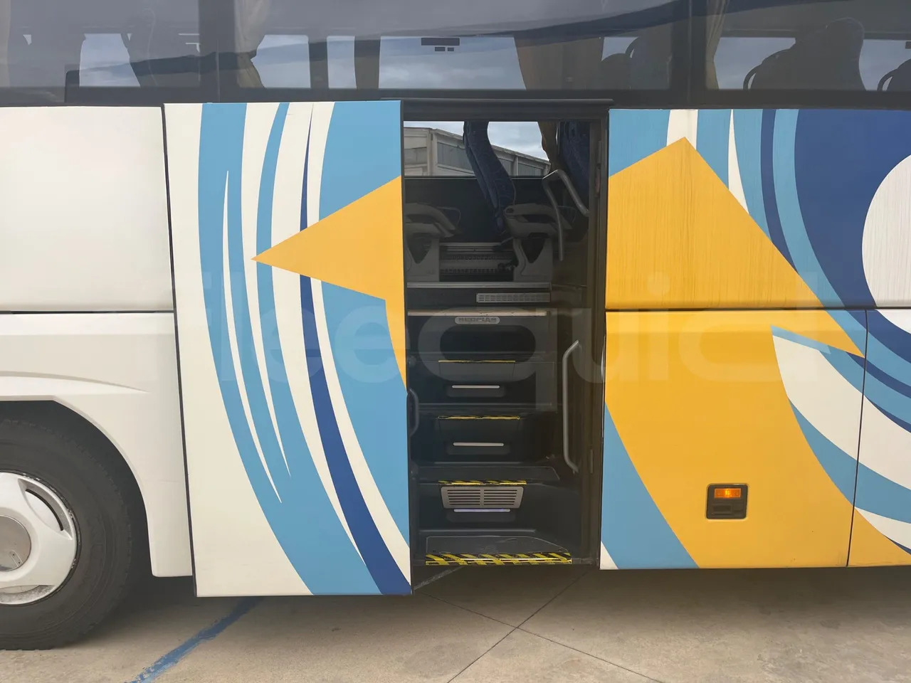 مركبة كوتش Neoplan Tourliner: صورة 16