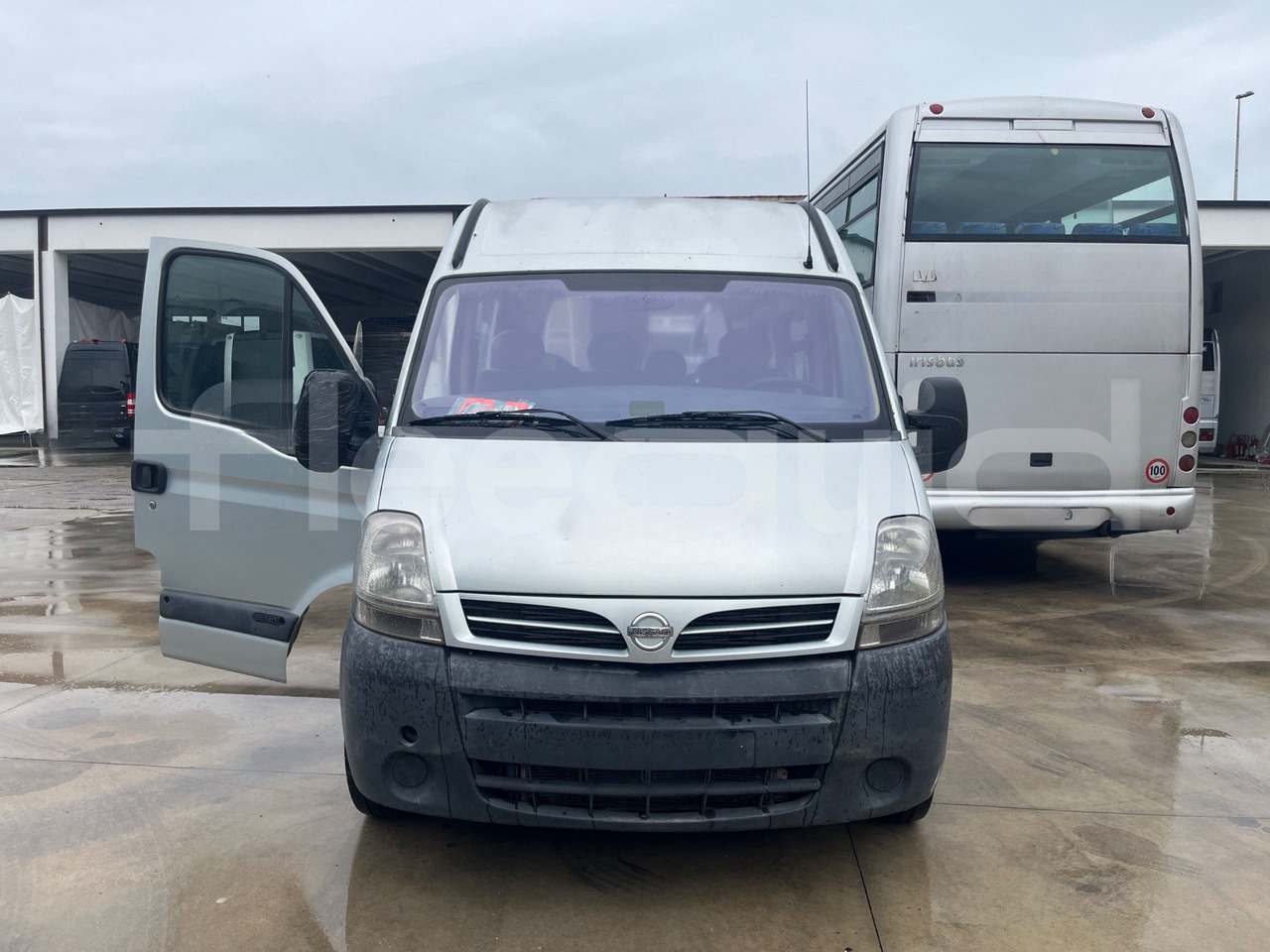 Nissan Interstar - حافلة صغيرة, ميكروباص: صورة 2 Nissan Interstar - حافلة صغيرة, ميكروباص: صورة 2