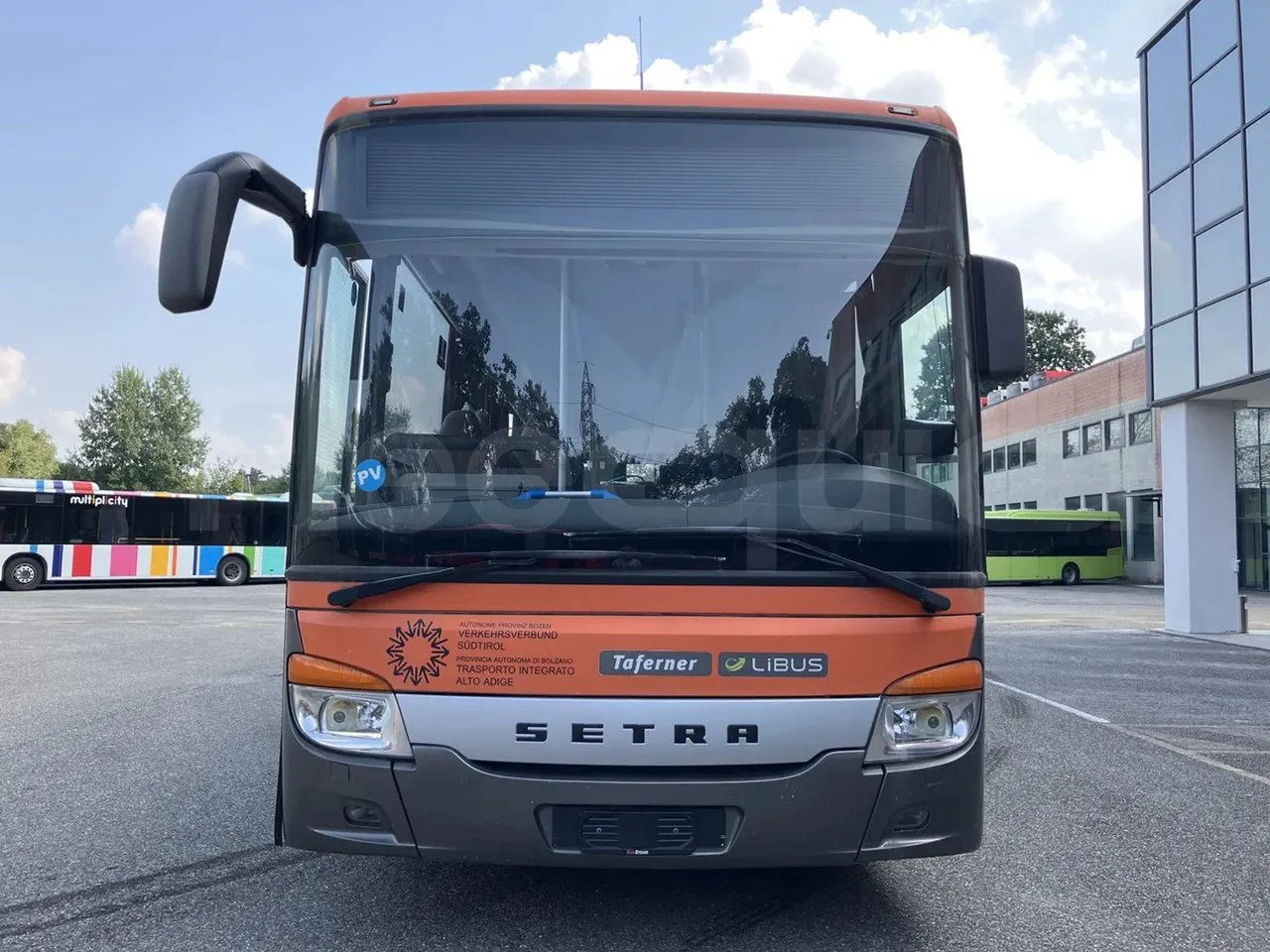 Setra S 417 - حافلة سوبربان: صورة 2 Setra S 417 - حافلة سوبربان: صورة 2