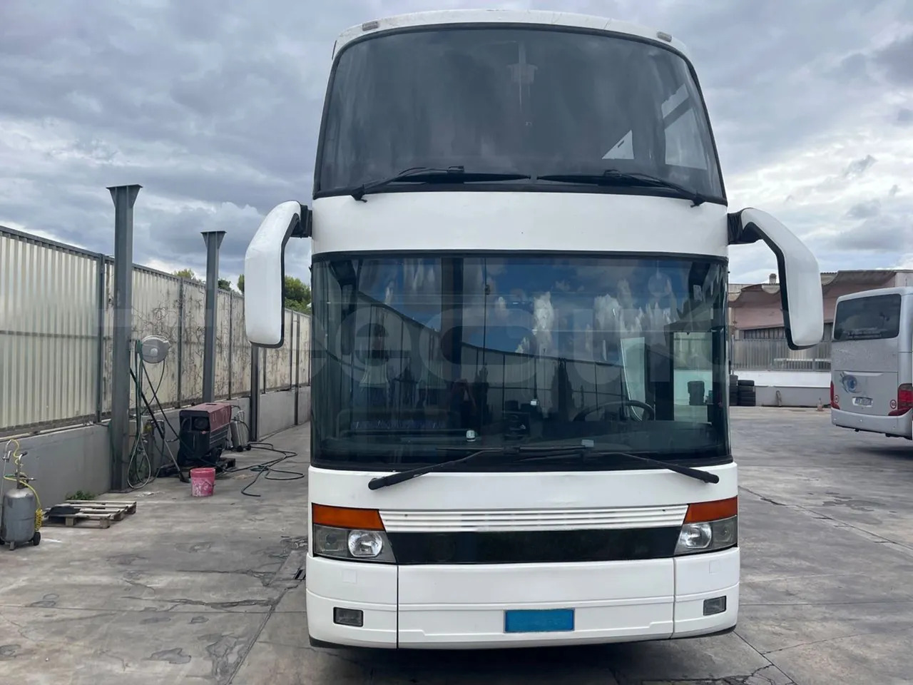 Setra S328 - مركبة كوتش: صورة 2 Setra S328 - مركبة كوتش: صورة 2