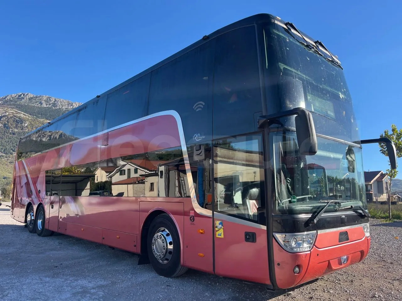Van Hool Astromega - حافلة ذات طابقين: صورة 1 Van Hool Astromega - حافلة ذات طابقين: صورة 1