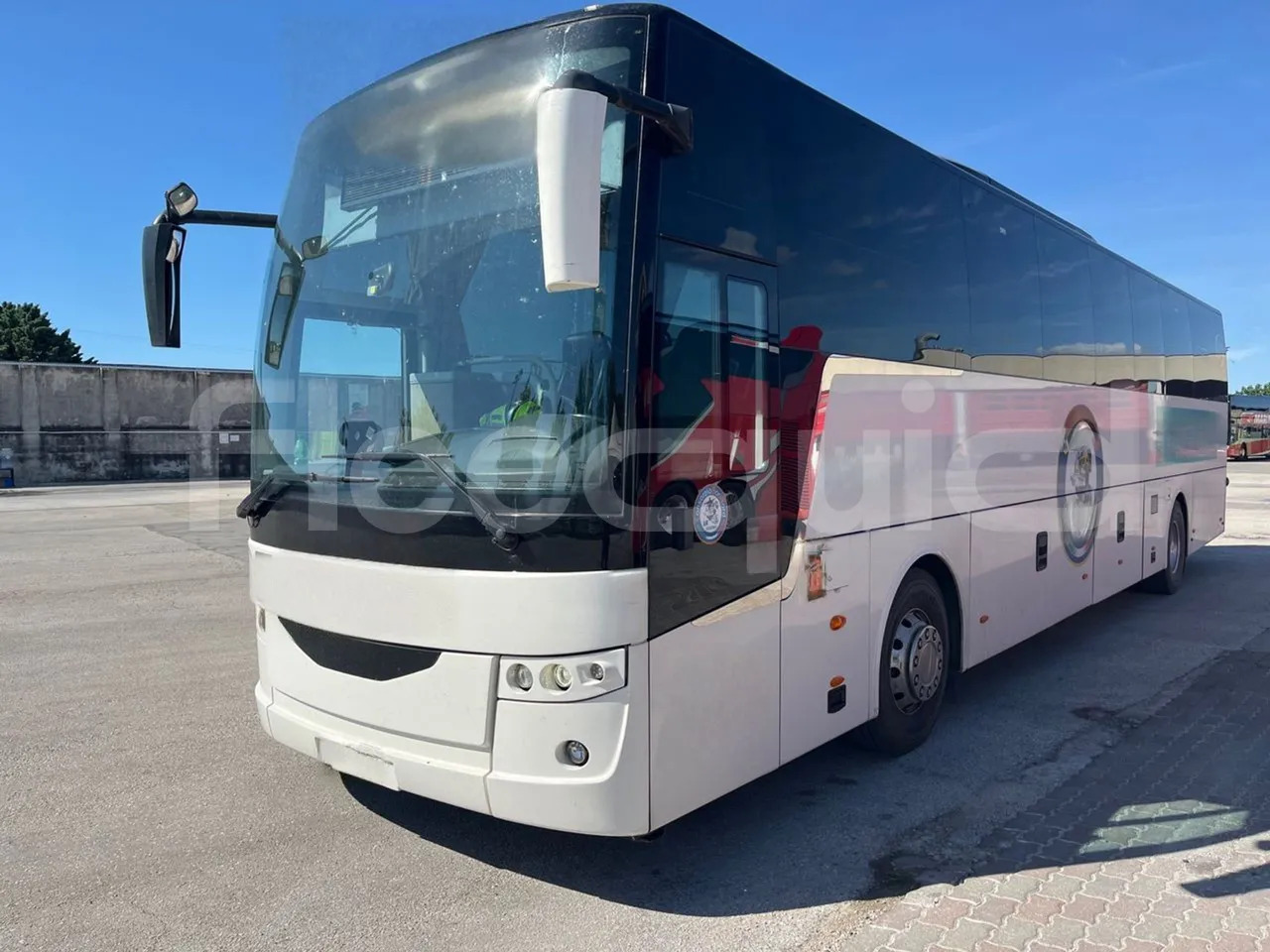 Van Hool EX16 MID - مركبة كوتش: صورة 4 Van Hool EX16 MID - مركبة كوتش: صورة 4