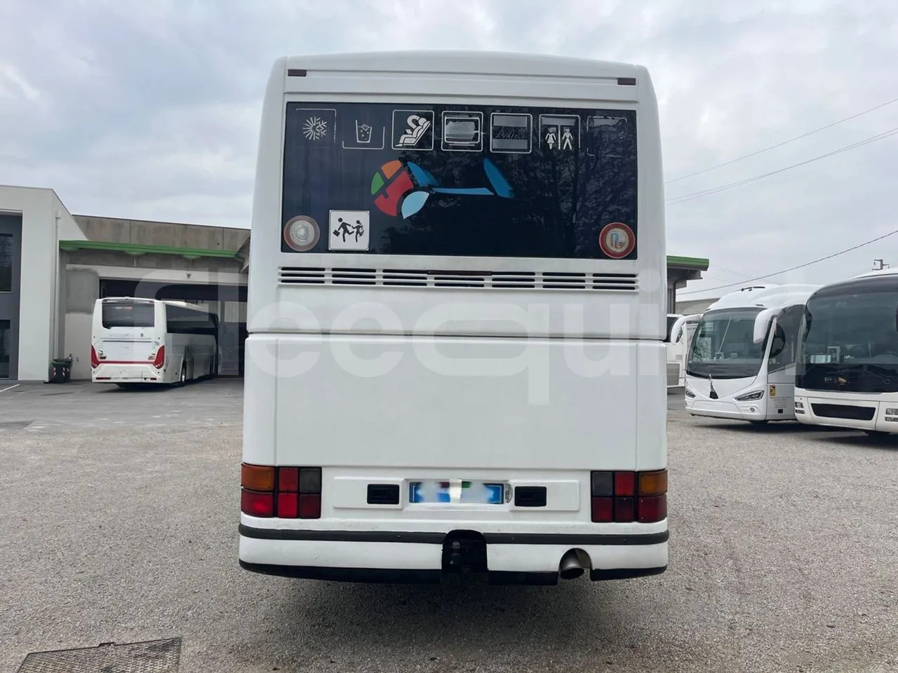 Volvo Barbi Echo - مركبة كوتش: صورة 5 Volvo Barbi Echo - مركبة كوتش: صورة 5