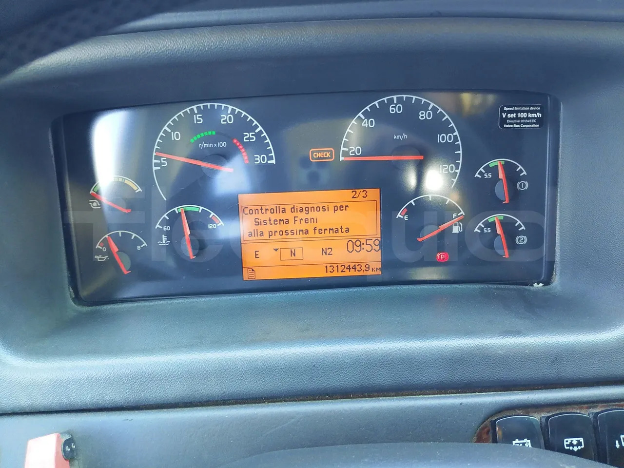 Volvo Barbi Genesis - مركبة كوتش: صورة 3 Volvo Barbi Genesis - مركبة كوتش: صورة 3