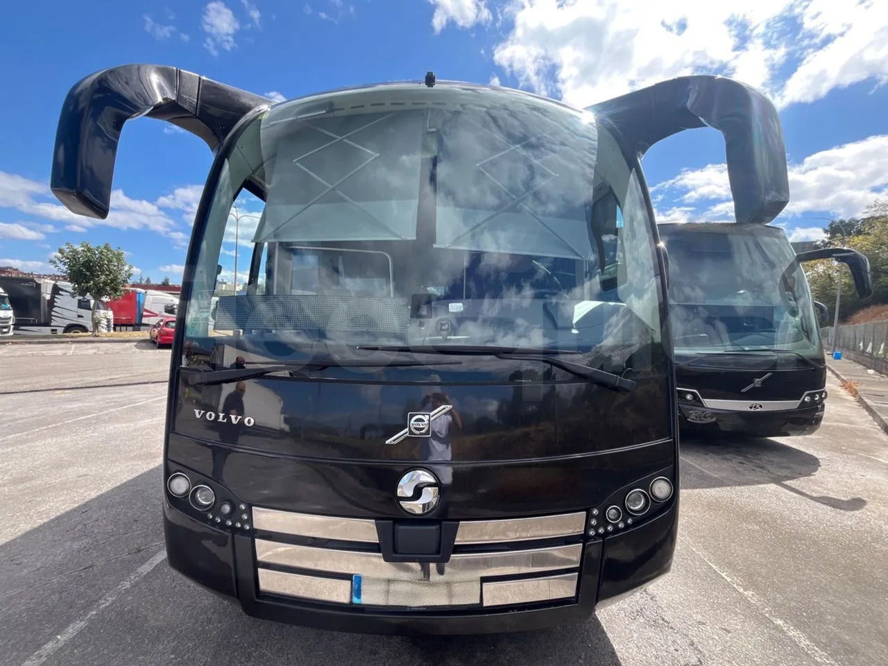 Volvo Sunsundegui - مركبة كوتش: صورة 2 Volvo Sunsundegui - مركبة كوتش: صورة 2
