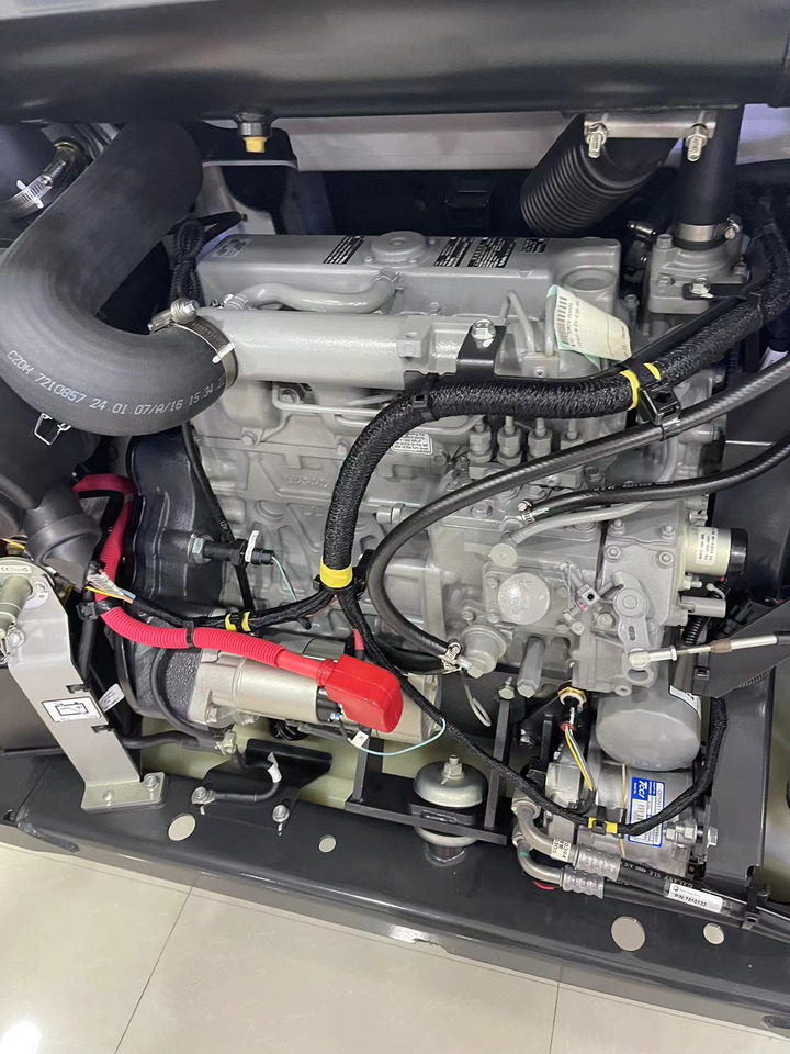 BOBCAT S510-C4 - شيول صغير: صورة 3 BOBCAT S510-C4 - شيول صغير: صورة 3