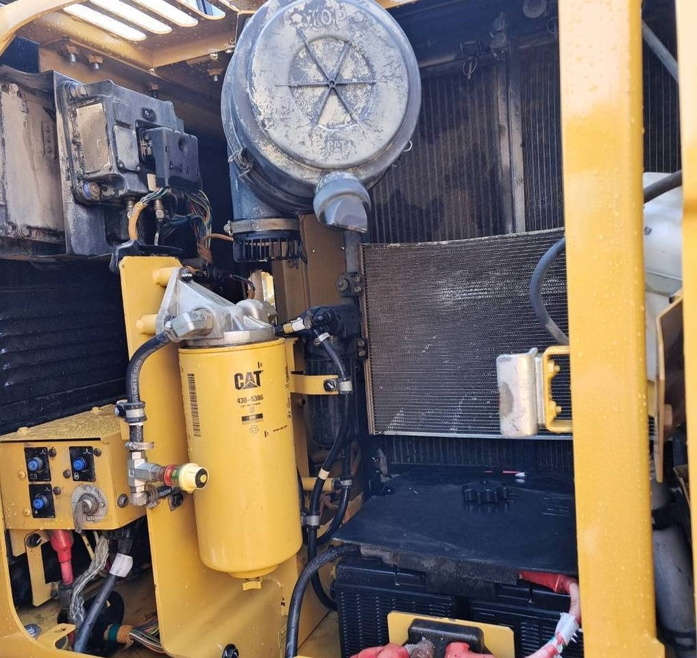 CAT 313D2GC - حفار زحاف: صورة 5 CAT 313D2GC - حفار زحاف: صورة 5