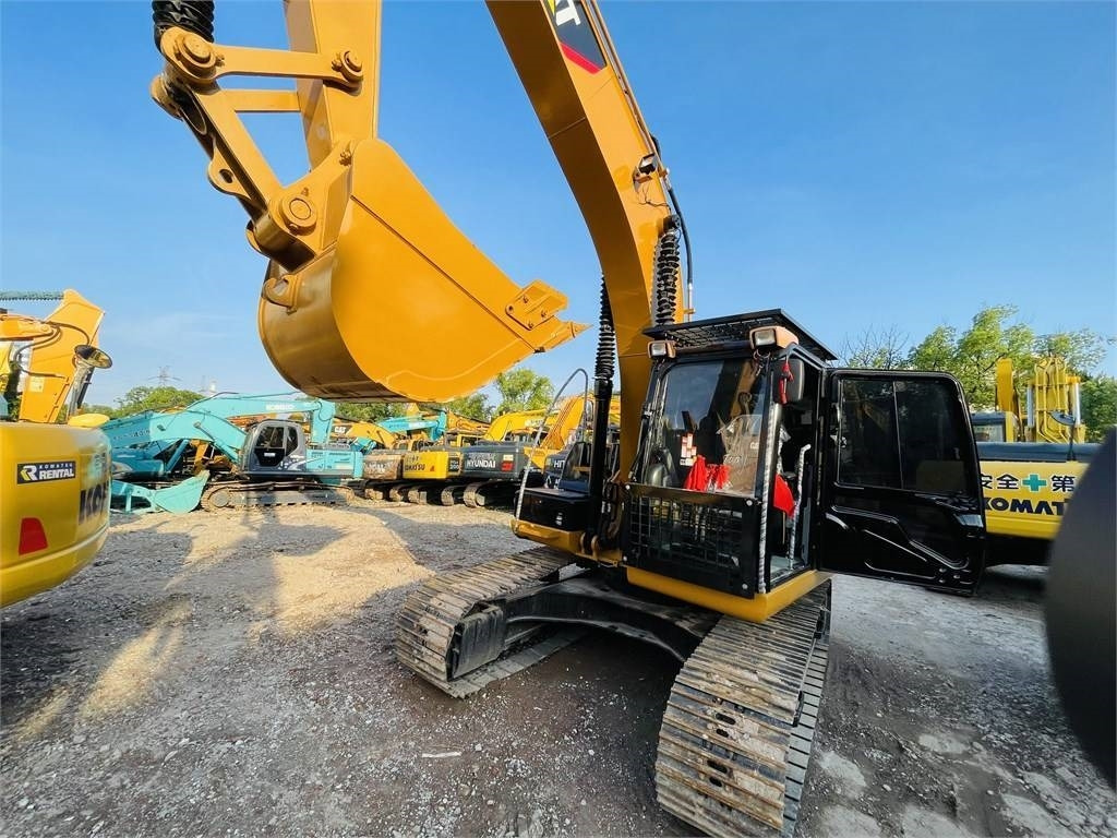CAT 320d2l - حفار زحاف: صورة 2 CAT 320d2l - حفار زحاف: صورة 2