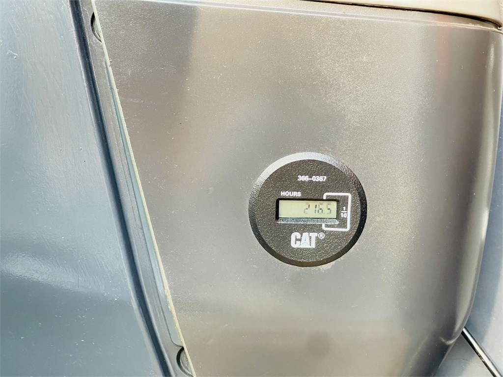 حفار زحاف CAT 320d2l: صورة 21