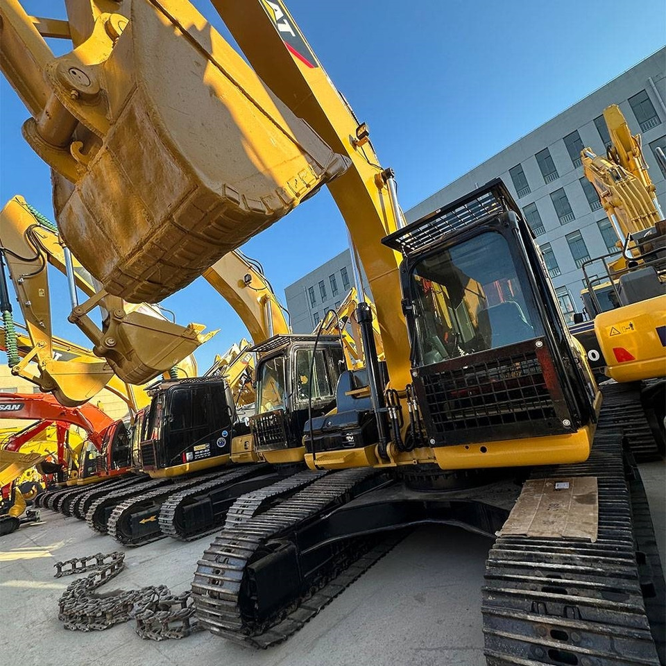 CAT 323 D - حفار زحاف: صورة 3 CAT 323 D - حفار زحاف: صورة 3