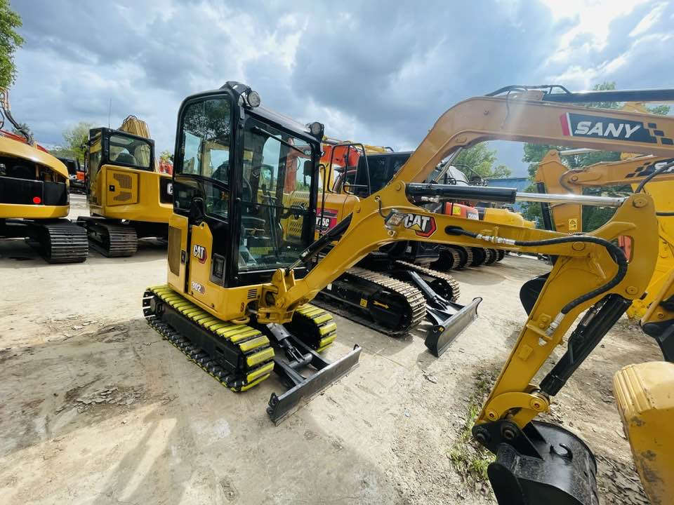 Caterpillar 302 CR - حفارة مُصَّغرة: صورة 1 Caterpillar 302 CR - حفارة مُصَّغرة: صورة 1