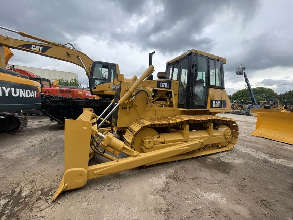 Caterpillar D6G2 LGP - جرافة: صورة 1 Caterpillar D6G2 LGP - جرافة: صورة 1