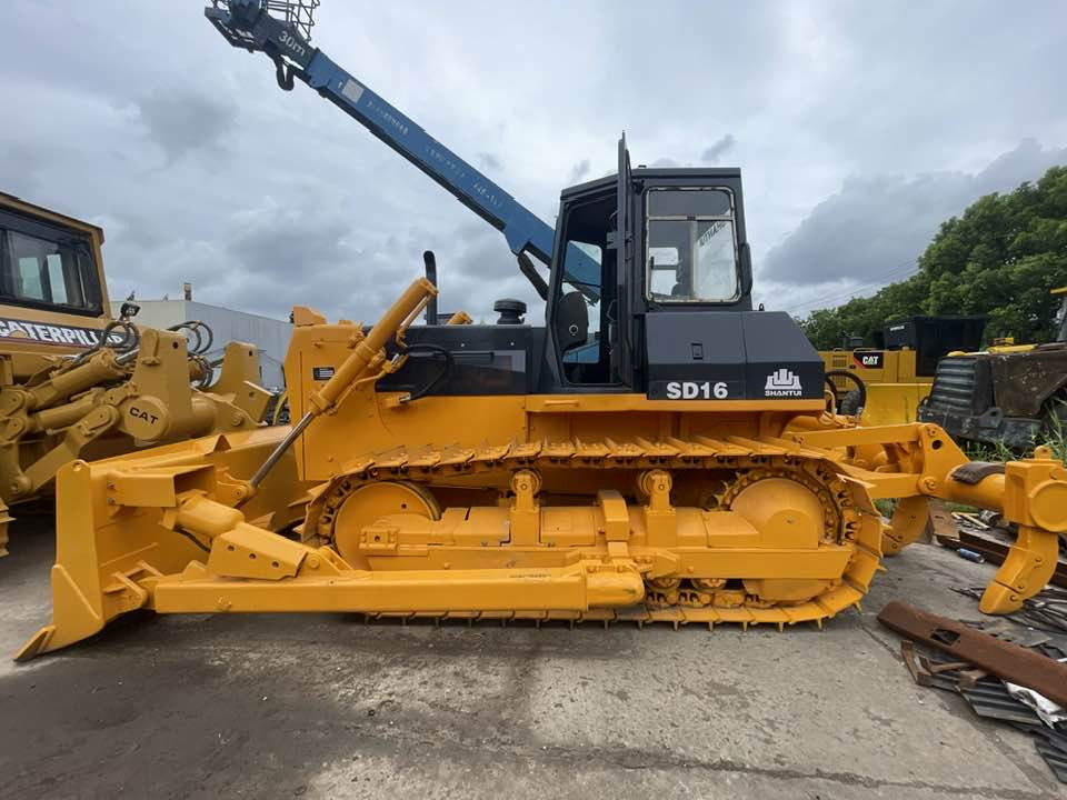 Caterpillar SD13 - جرافة: صورة 1 Caterpillar SD13 - جرافة: صورة 1