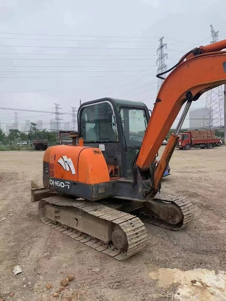 Doosan DH 60 - حفارة مُصَّغرة: صورة 4 Doosan DH 60 - حفارة مُصَّغرة: صورة 4