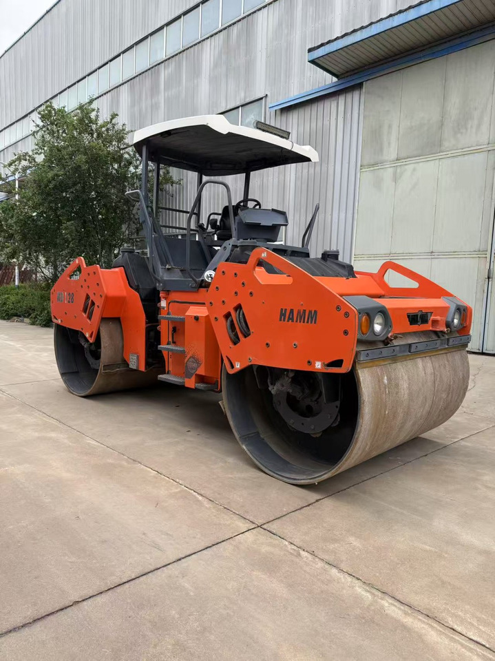 HAMM HD128 - مدحلة اسفلت: صورة 1 HAMM HD128 - مدحلة اسفلت: صورة 1