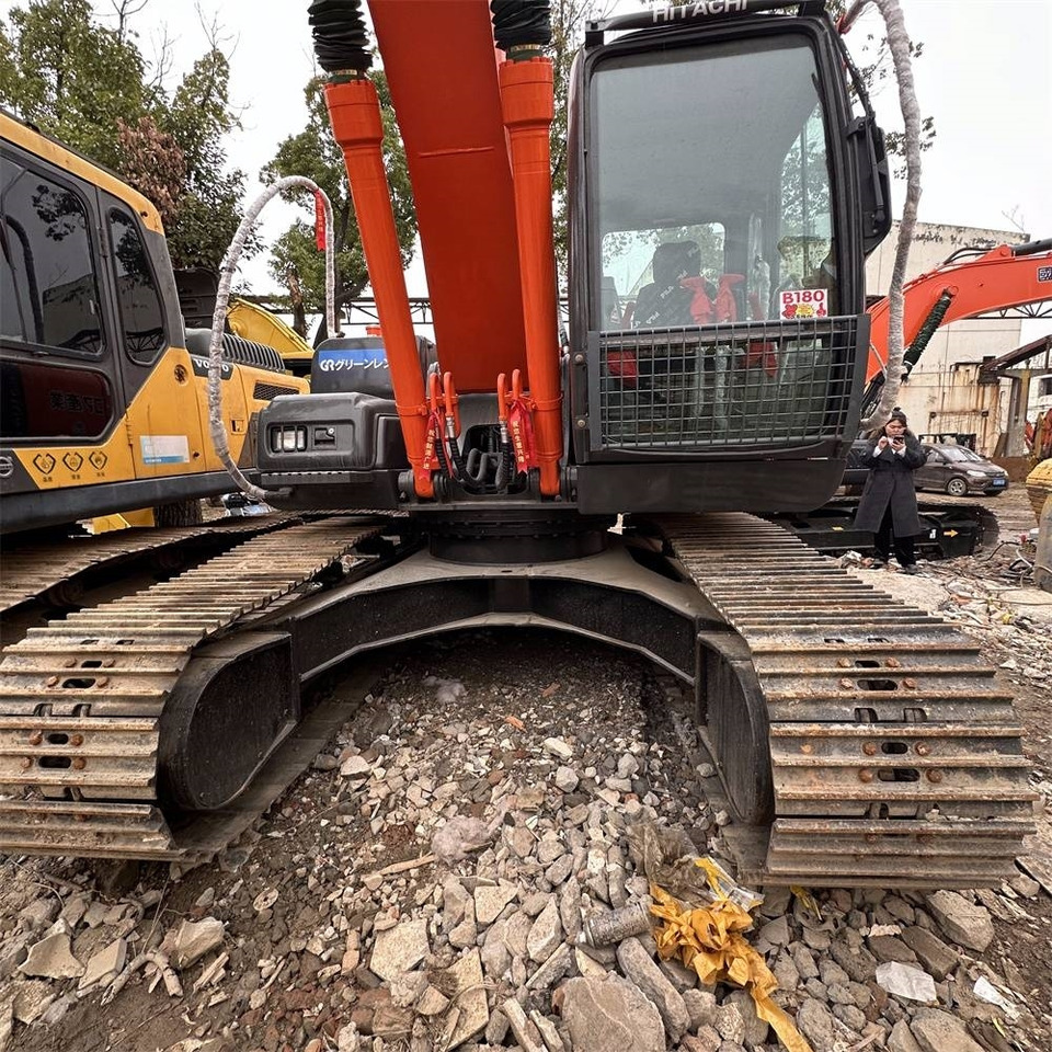 Hitachi ZX 200-3 G - حفار زحاف: صورة 3 Hitachi ZX 200-3 G - حفار زحاف: صورة 3