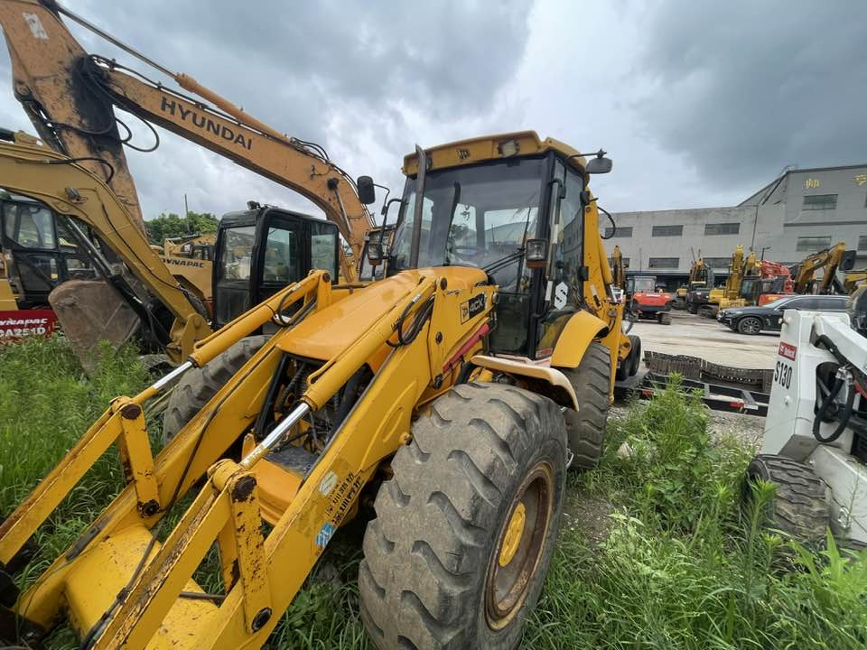 JCB 4CX Backhoe Loader - جرافة حفار: صورة 1 JCB 4CX Backhoe Loader - جرافة حفار: صورة 1