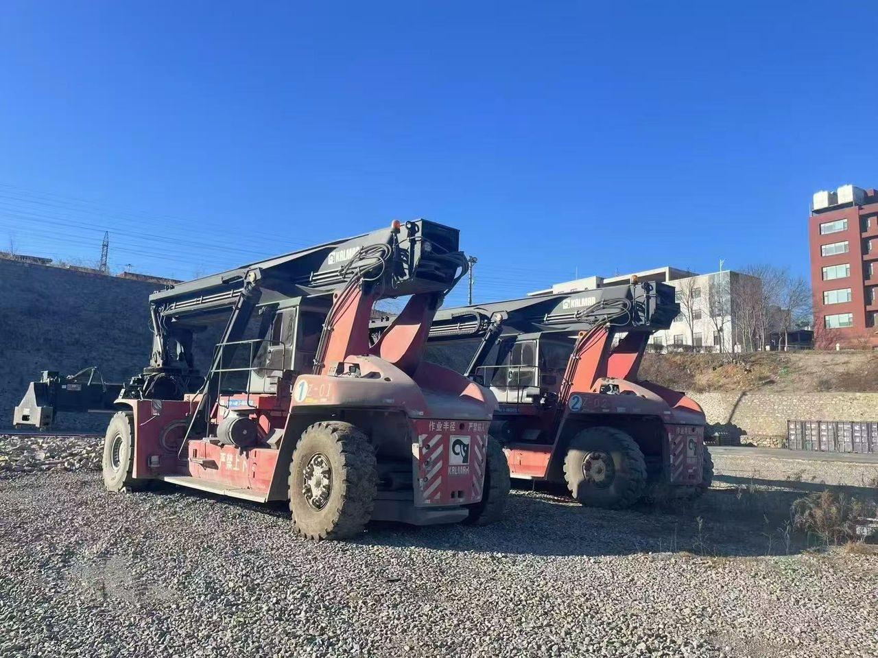 KALMAR DRT450 - المعبِّئ المناول: صورة 1 KALMAR DRT450 - المعبِّئ المناول: صورة 1