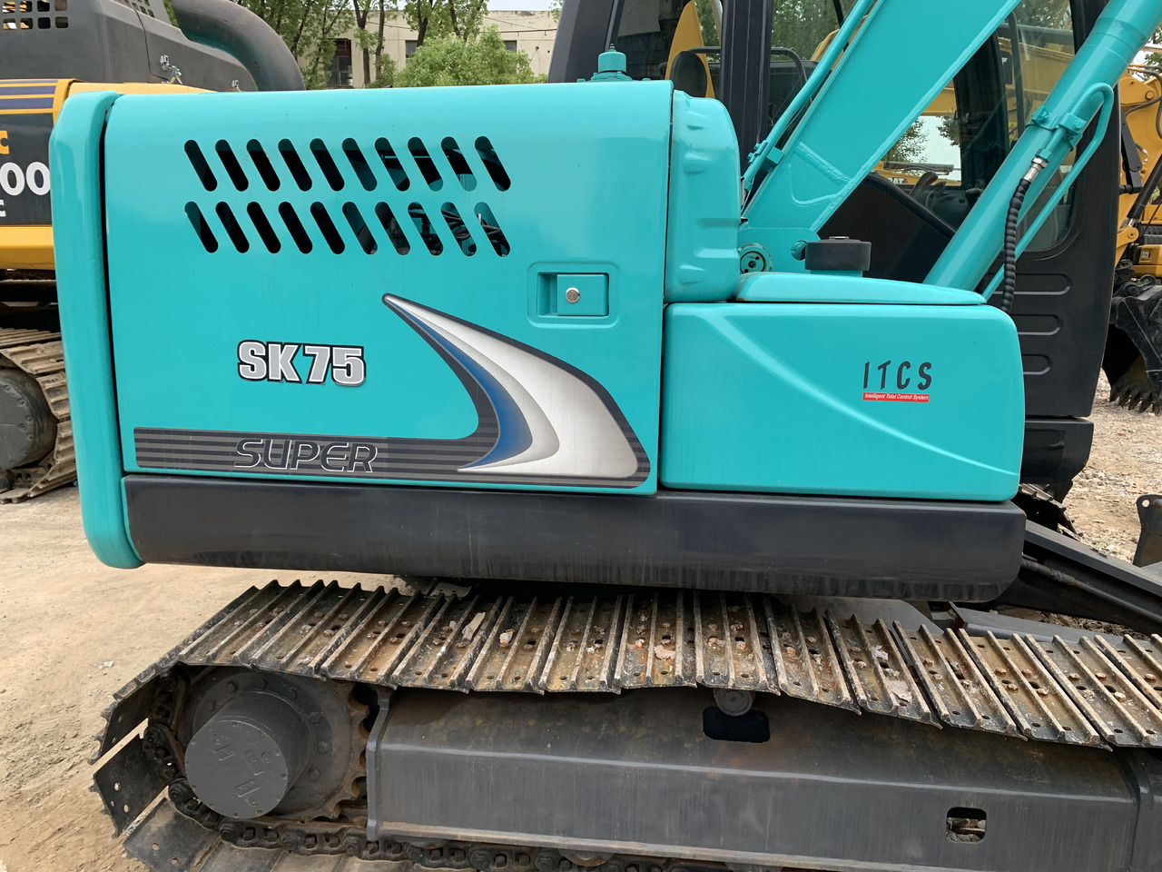 KOBELCO sk75-8 - حفارة مُصَّغرة: صورة 3 KOBELCO sk75-8 - حفارة مُصَّغرة: صورة 3