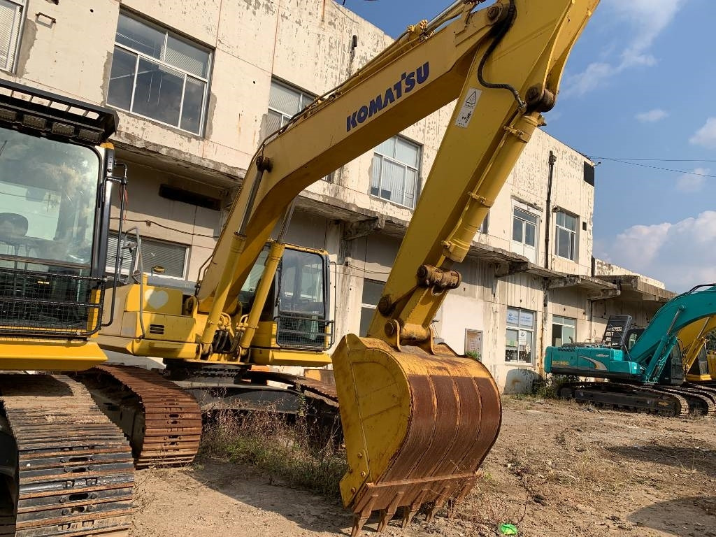 Komatsu PC 240 - حفار زحاف: صورة 3 Komatsu PC 240 - حفار زحاف: صورة 3