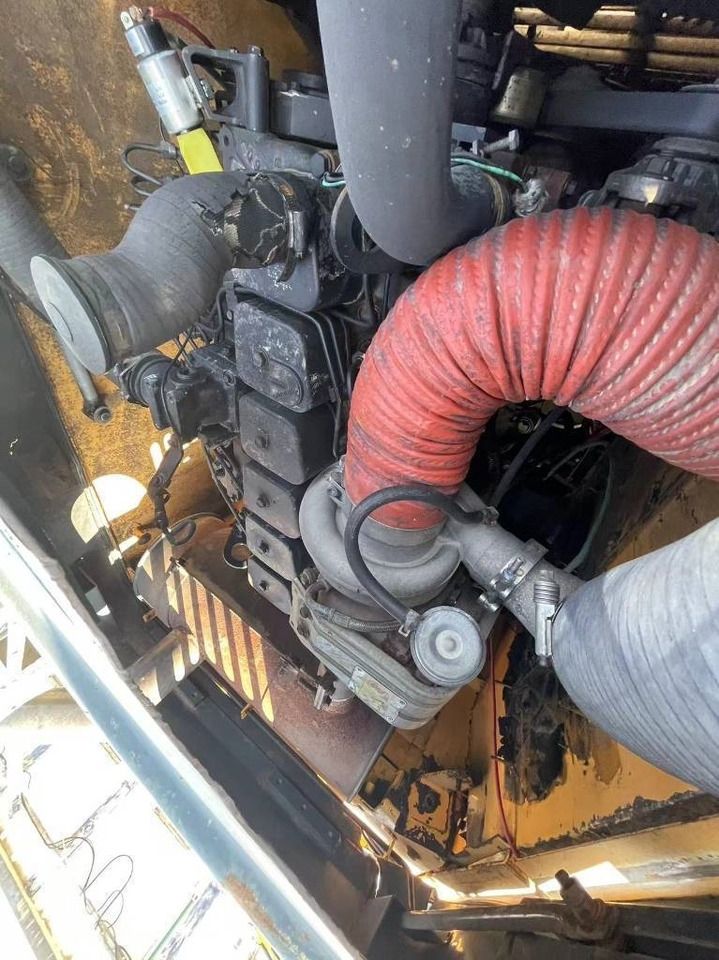 Komatsu PC 400-8 - حفار زحاف: صورة 5 Komatsu PC 400-8 - حفار زحاف: صورة 5