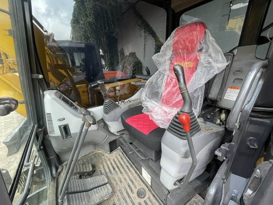 Komatsu PC78MR-6 - حفارة مُصَّغرة: صورة 4 Komatsu PC78MR-6 - حفارة مُصَّغرة: صورة 4